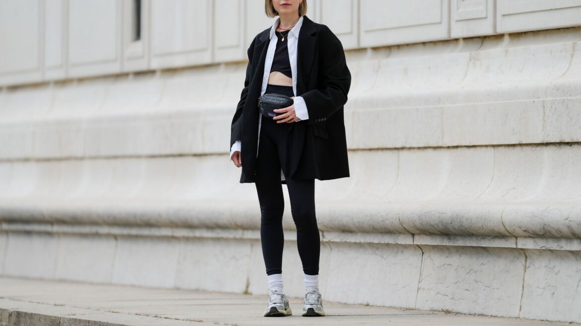 12 Best Leggings We Tested That Don’t Roll Down or Pill 2025