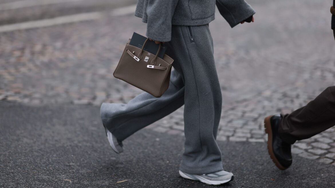 12 Best Sweatpants for Women in 2025, Reviewed by Glamour Editors