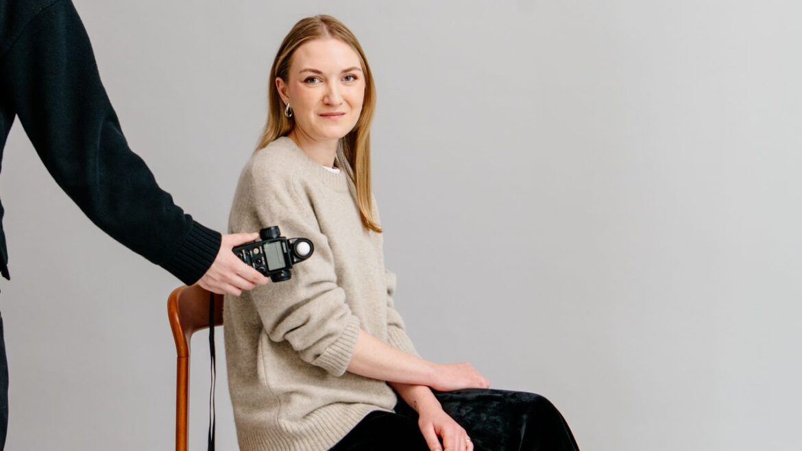 54 Best Black Flats for Testing 2025’s Buzziest Shoe Trend