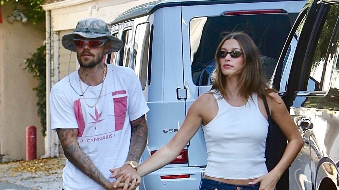 As Summer Ends, Hailey Bieber and Justin Bieber Find Their Easy, Breezy Matching Couples Style