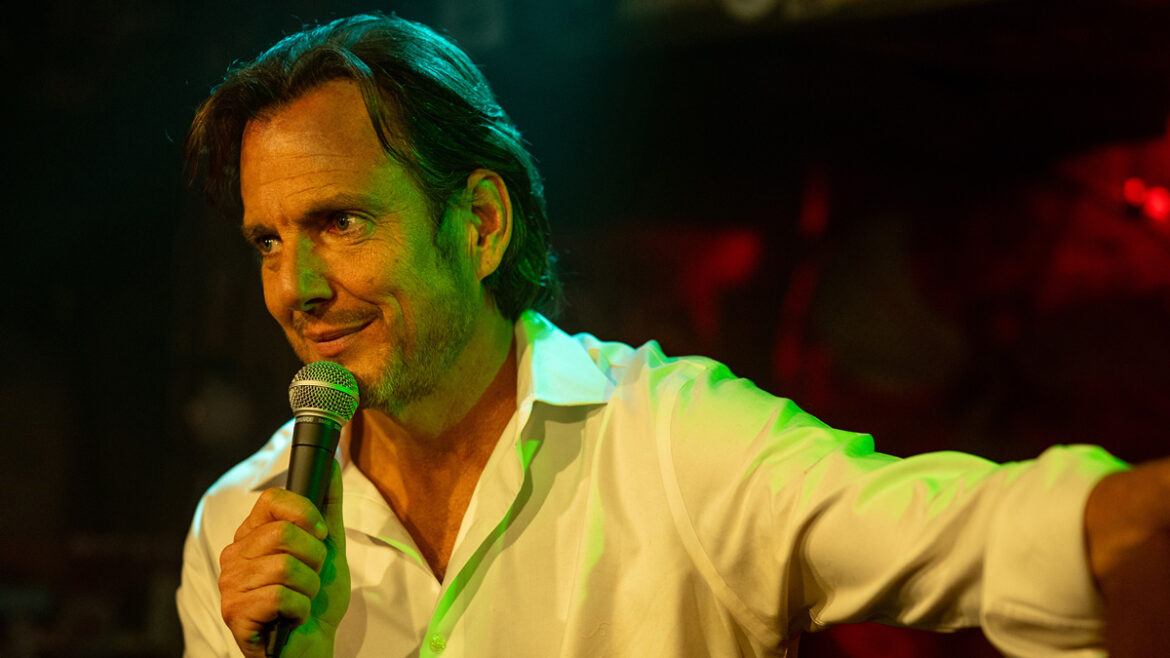 Bradley Cooper & Will Arnett Team on Divorce Comedy