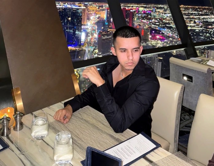 Devin: The American Gold Eagle Consultant Safeguarding Wealth with Vision