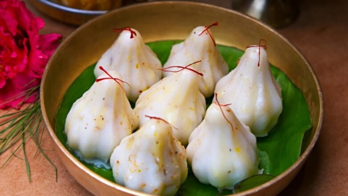 Ganesh Chaturthi 2025: The easiest Ukadiche Modak recipe to indulge in this festive season