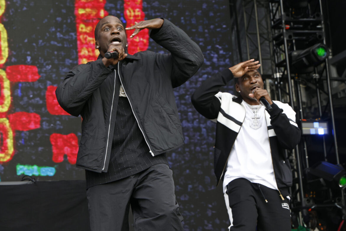 Kendrick Lamar Makes Surprise Appearance With Clipse In L.A.