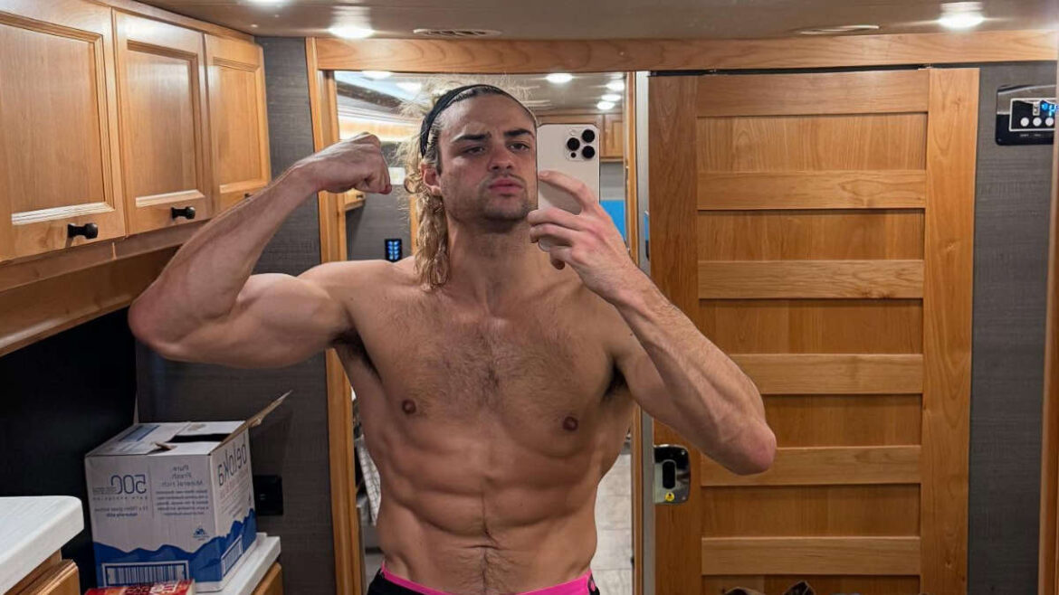 NOAH CENTINEO'S BODY GOALS!" - Actor Flaunts Dramatic Transformation In Shirtless Photo - 'Incredible' Results! | Glamsham.com