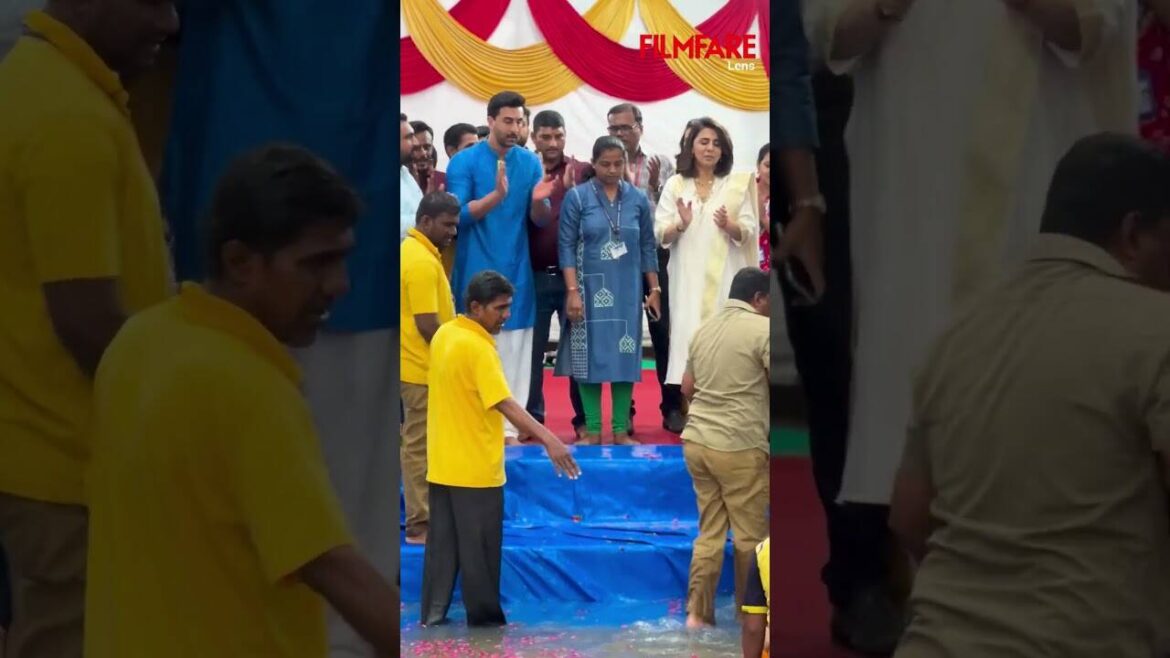 RanbirKapoor and NeetuKapoor share an emotional moment as they bid farewell to Ganpati Bappa