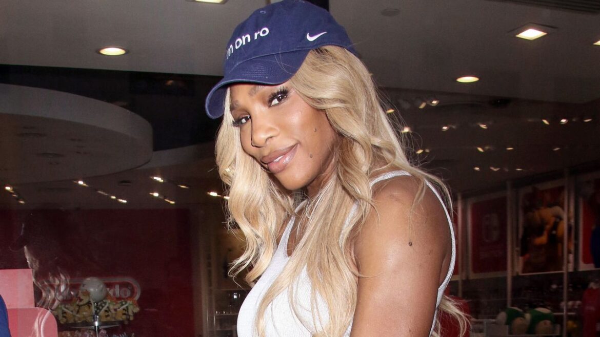 Serena Williams Makes Elastic-Waist Sweatpants Look Surprisingly Chic in New York City