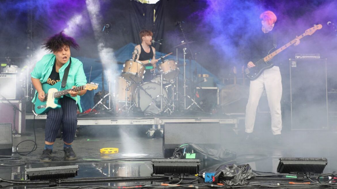 Shopping Break Up, Share Video for Final Single “White Noise”: Watch