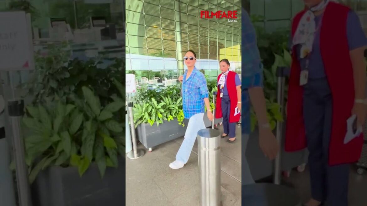 The beautiful VaaniKapoor flashes her radiant smile as she gets spotted at the airport