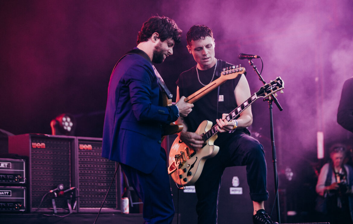 Watch The Maccabees bring out Jamie T for 'Marks To Prove It' and 'Sticks 'N' Stones' at All Points East headline gig