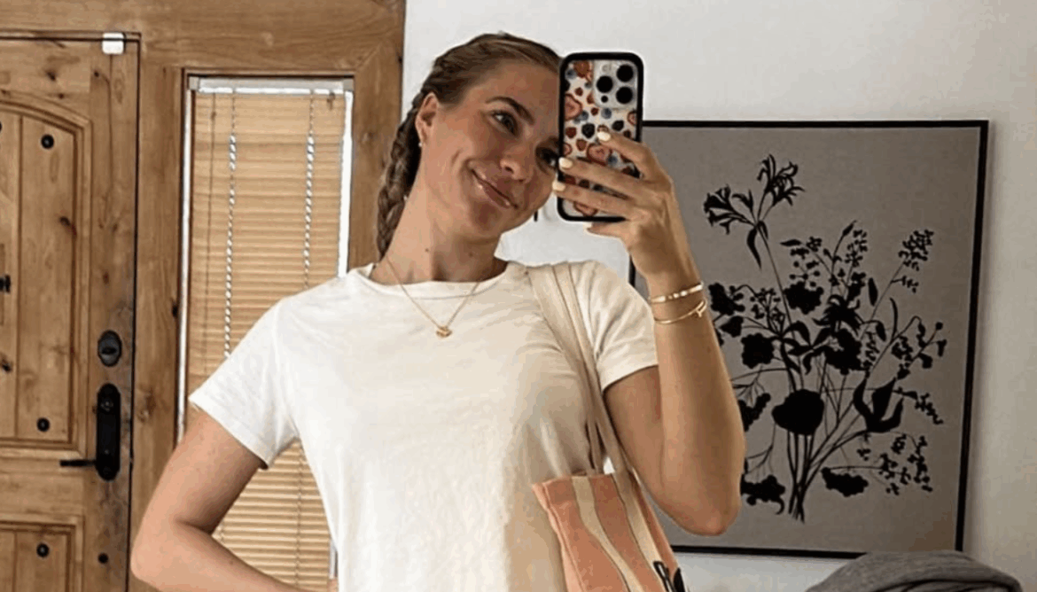 Who Is Emilie Kiser? 5 Things About the Social Media Star