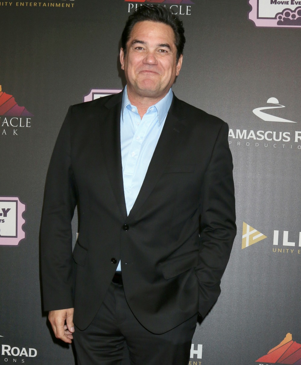 bitchy | Dean Cain, 59, could barely limp his way through the ICE training obstacle course