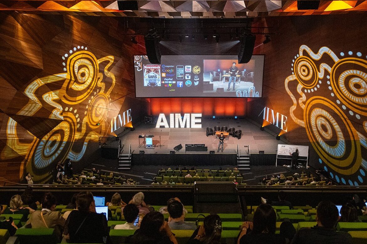 600px (w) x 500px (h)