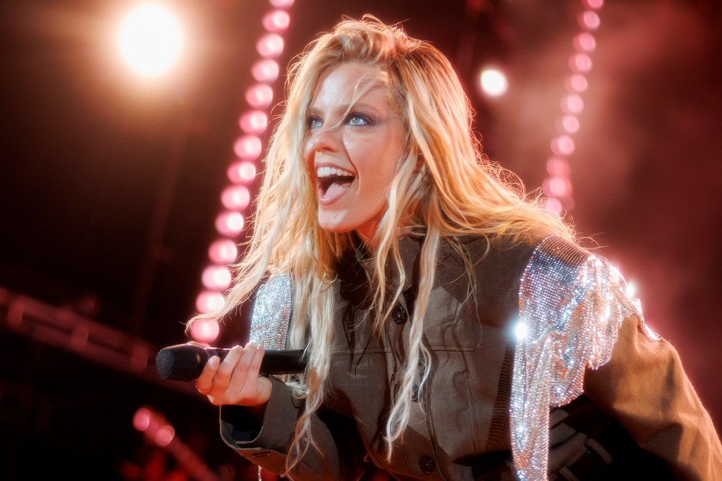 Best Pics From Night 1