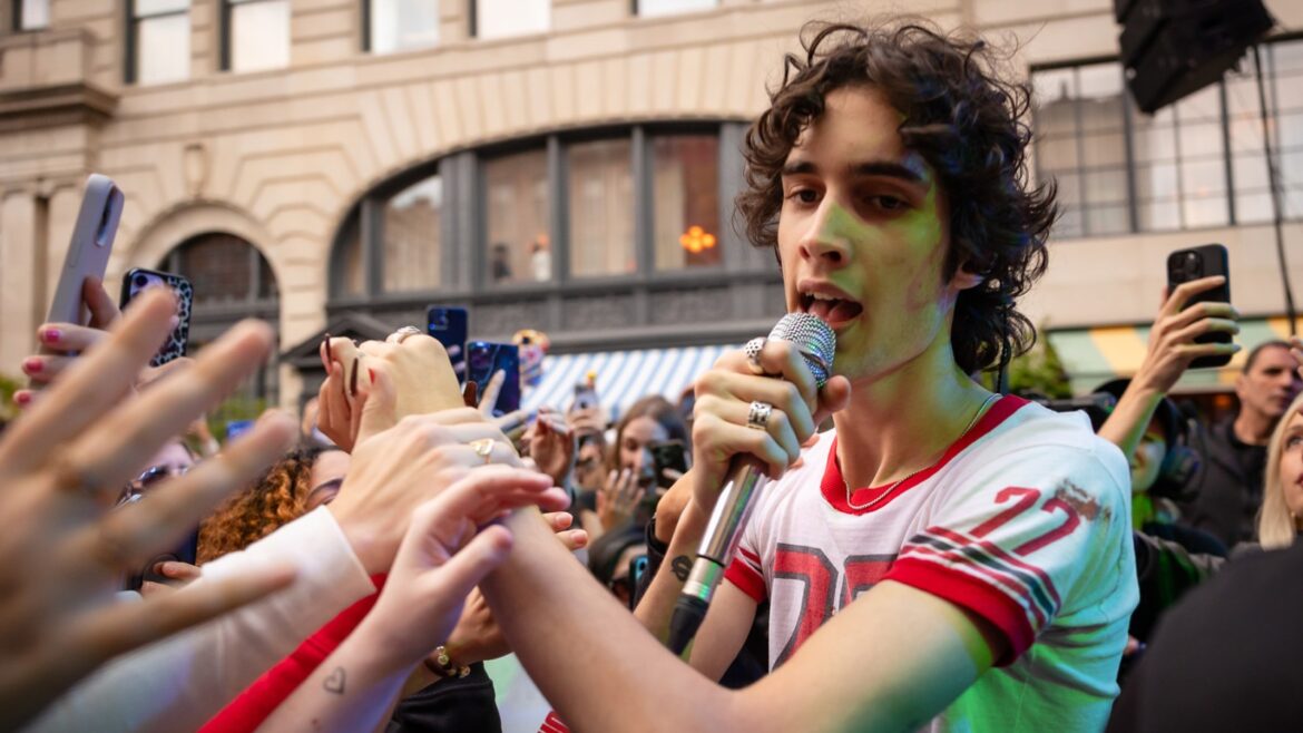 Cardi B, Sombr, Doja Cat, Lorde's NYC Pop-Ups: Unique Fan Experiences