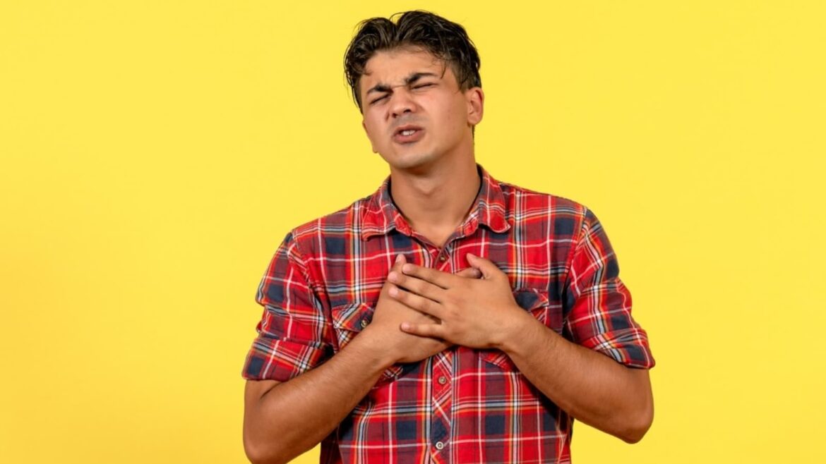 Cardiovascular surgeon debunks 2 heart attack home treatment myths: Try this immediately instead of CPR, cayenne pepper