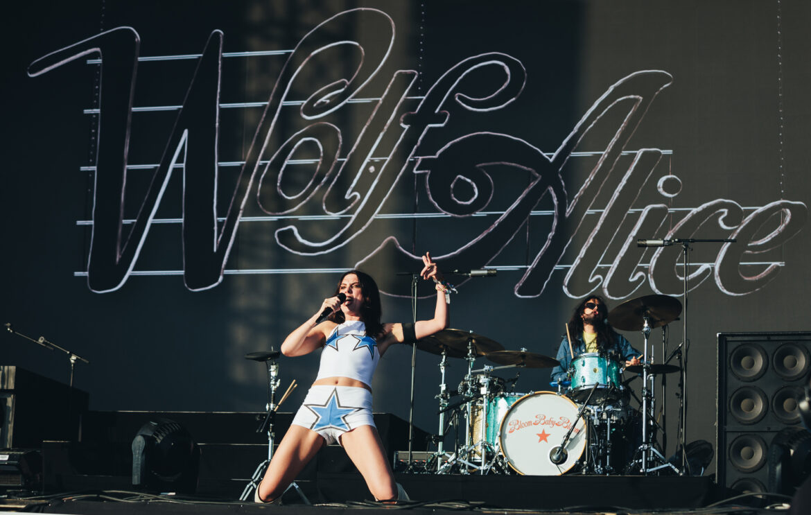 "Don’t wait for the world to give you the green light to do what is inside you"