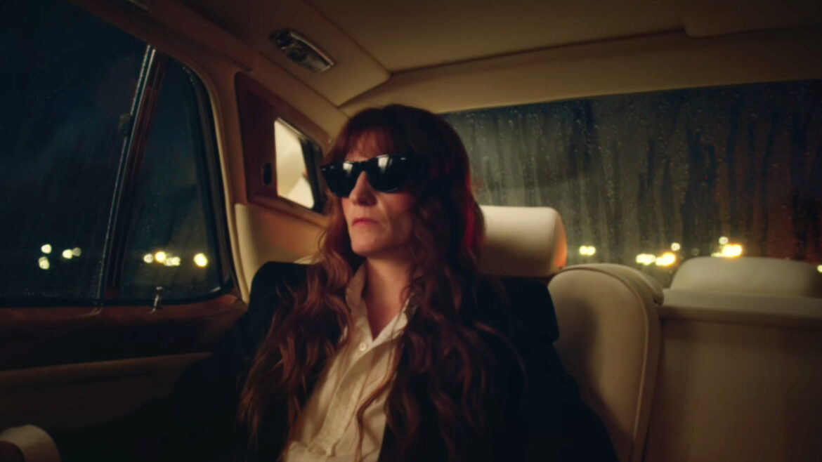 Florence + The Machine - One Of The Greats Song Lyrics | Glamsham.com