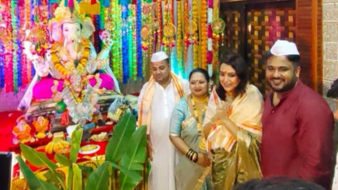 Ganpati Bappa's Final Farewell: Swara Bhasker And Fahad Ahmad's Emotional Goodbye | Glamsham.com