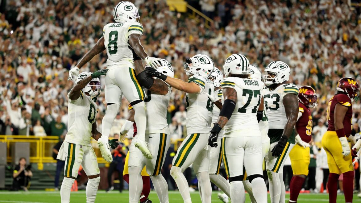 How to Watch Cleveland Browns vs. Green Bay Packers Online on Sling TV