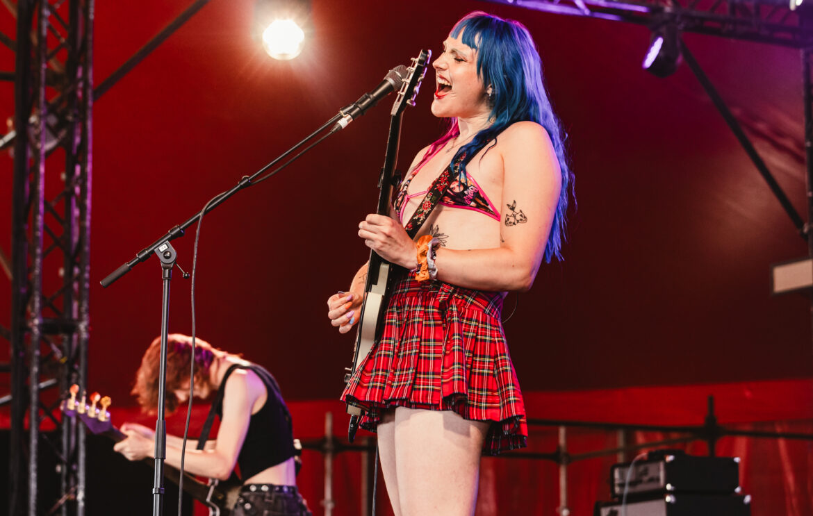 Jasmine.4.t shares new single 'I Can't Believe I Did This Without You'