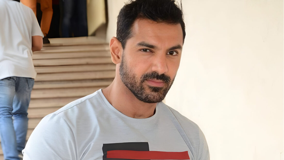 John Abraham In Talks To Play Duryodhana In Modern-Age Mahabharata - What's The Plot? | Glamsham.com