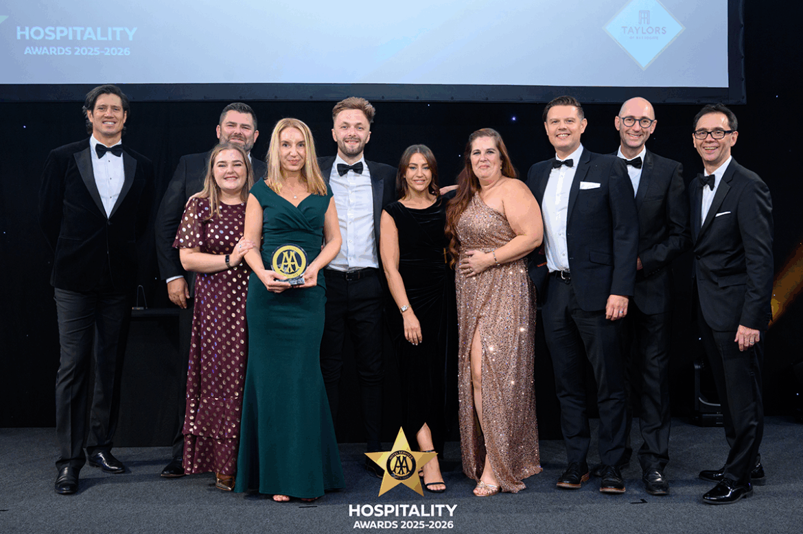 600px (w) x 500px (h)