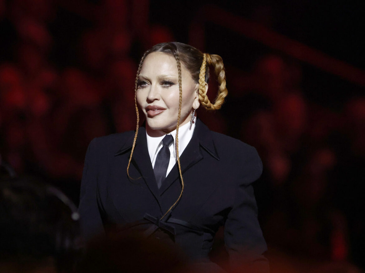 Madonna Returns To Warner, New LP Due In '26