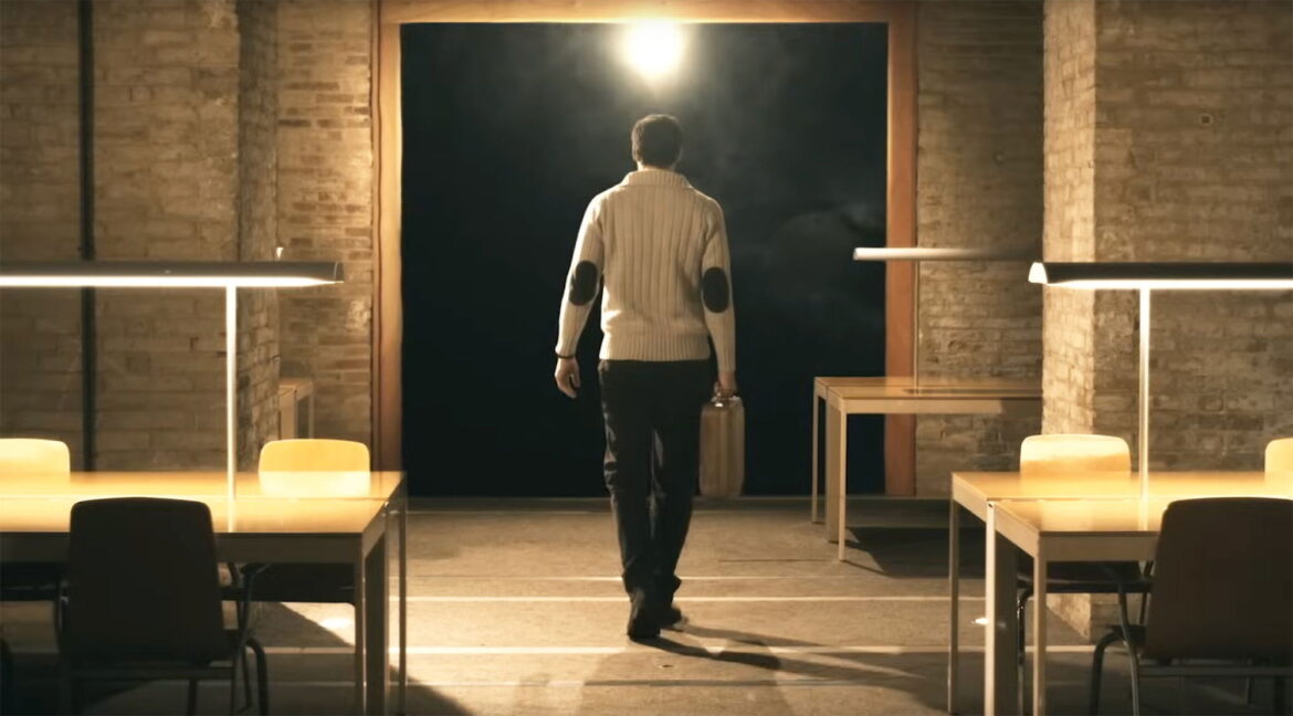 Opening a Gate to Hell in Bad Nightmare Thriller 'Foe' Official Trailer