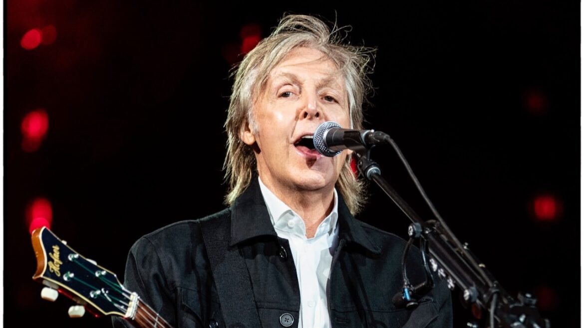 Paul McCartney Performs "Help!" For the First Time in 35 Years: Watch