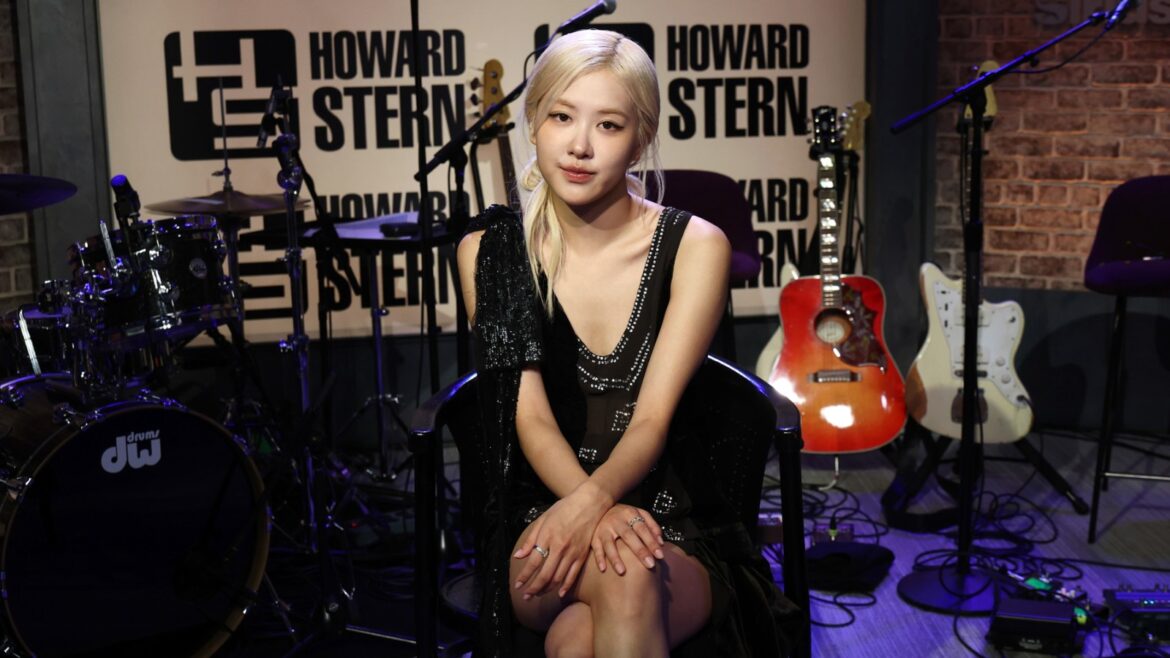 Rose Covers Lana Del Rey, Paul Simon on 'The Howard Stern Show'