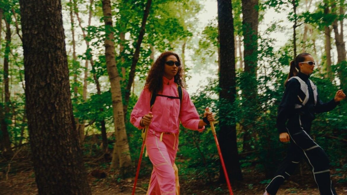 Seniq: A Technical Apparel Brand for Fashionable Outdoorswomen