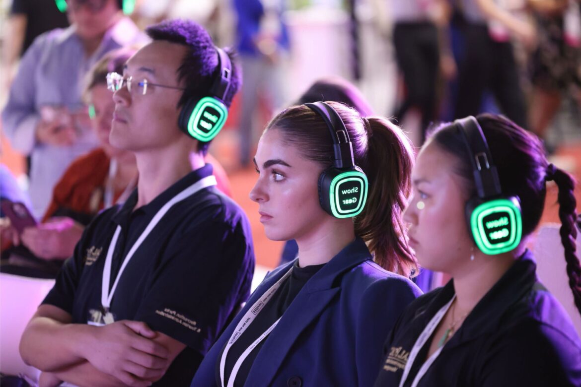 600px (w) x 500px (h)