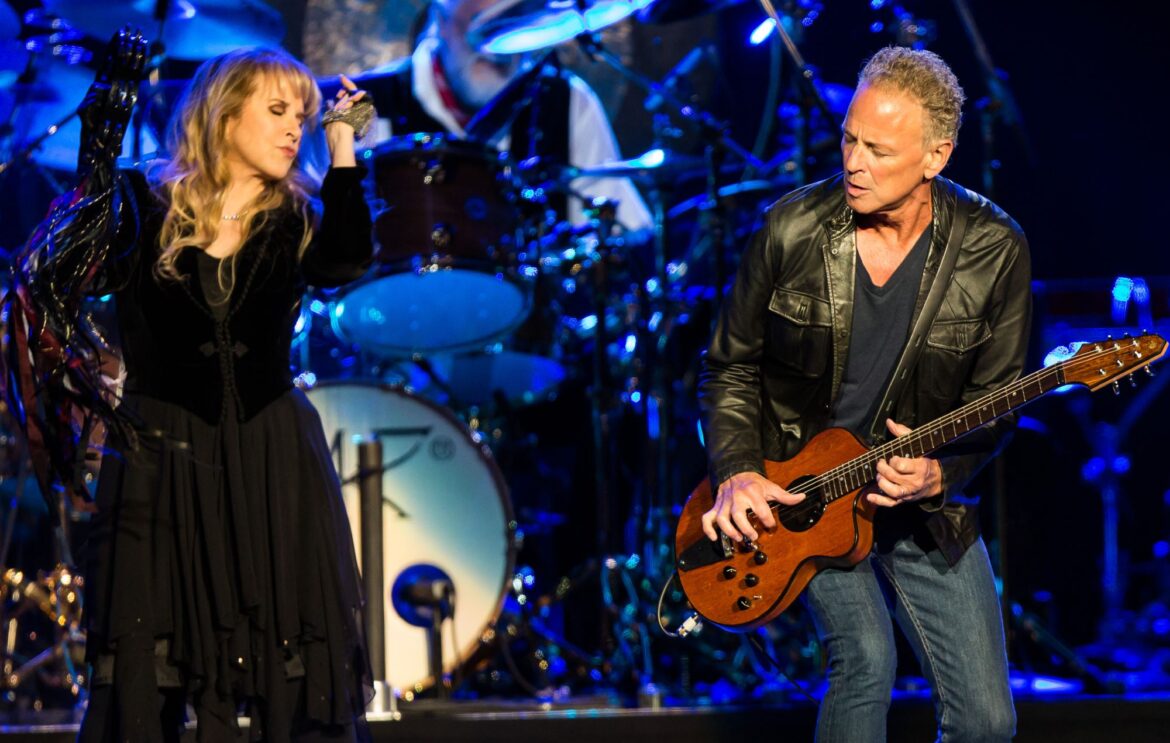 Stevie Nicks and Lindsey Buckingham fuel fresh reunion rumours after sharing cryptic post