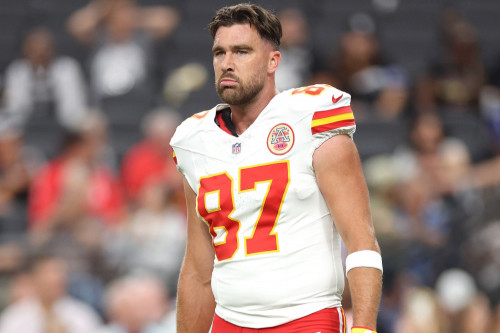 Travis Kelce offers proposal advice