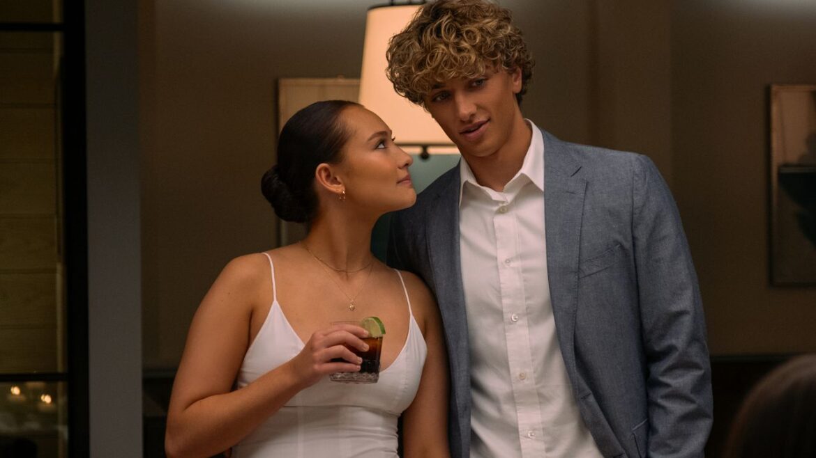 Why Every Millennial Woman You Know Is Suddenly Watching ‘The Summer I Turned Pretty’