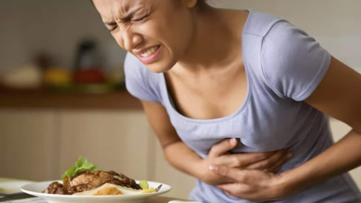 AIIMS-trained gastroenterologist reveals 10 breakfast mistakes that cause bloating: ‘Skipping breakfast and then…’