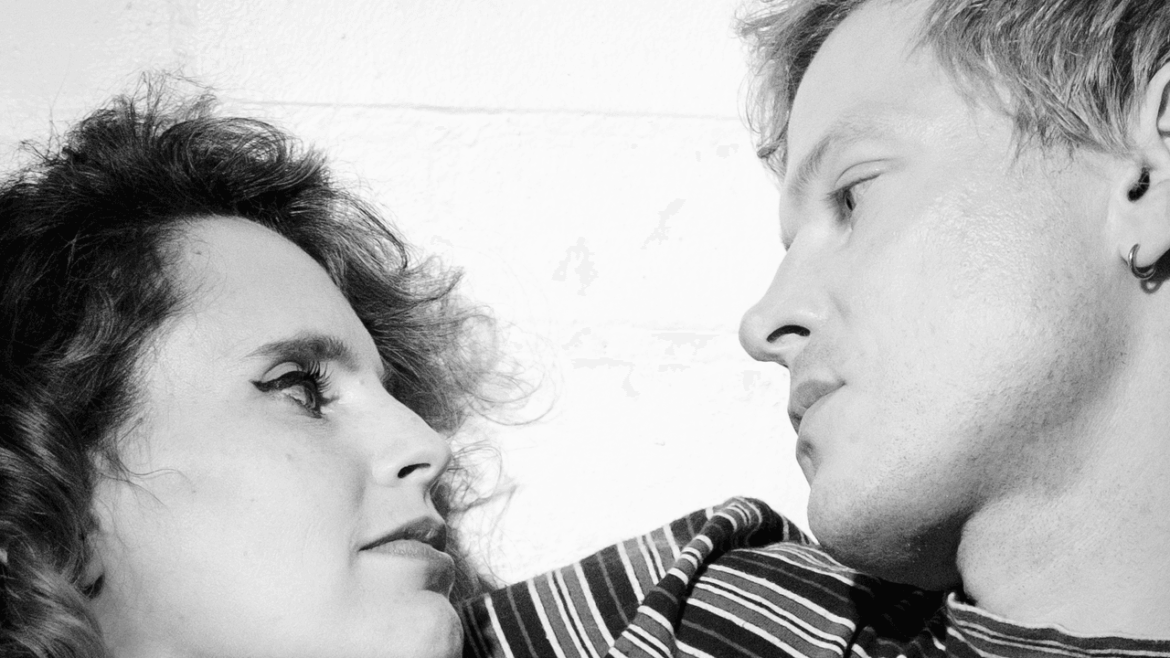 Anna Calvi and Perfume Genius Cover Bonnie Prince Billy’s “I See A Darkness”: Watch the Video