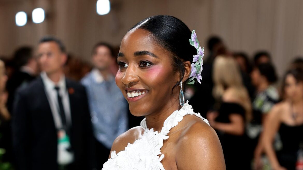 Ayo Edebiri With Jellyfish Bangs Will Convince You Take the Edgy Cut for a Spin