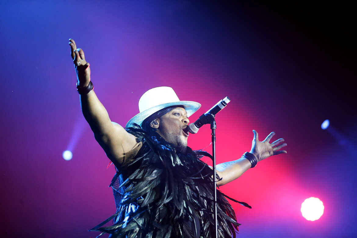 Beyoncé, Tyler, Missy Pay Tribute To D'Angelo