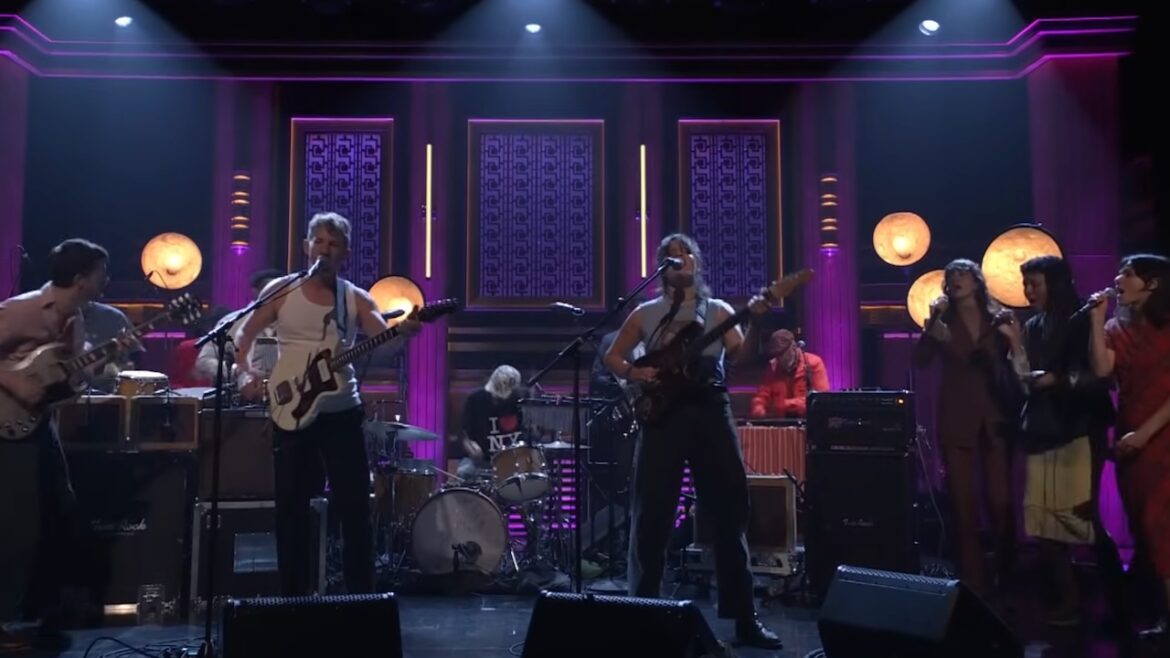 Big Thief Perform "Grandmother" on Fallon with Entire Double Infinity Band