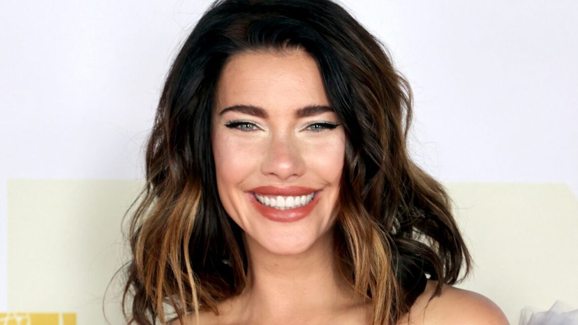 Jacqueline MacInnes Wood
