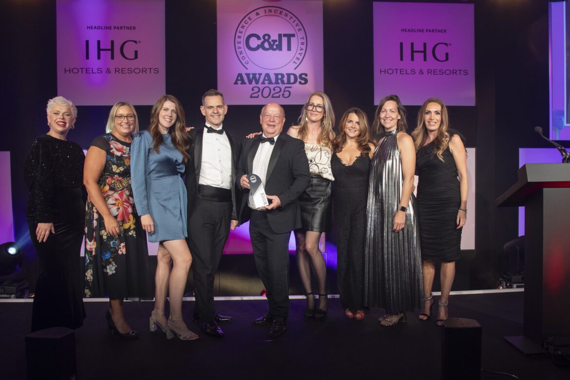 600px (w) x 500px (h)