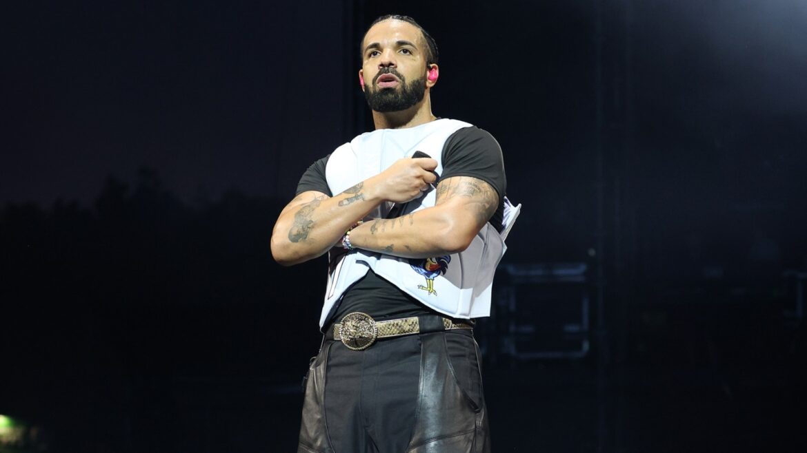 Drake Sued in Missouri Over ‘Deceptive’ Stake.us Online Casino