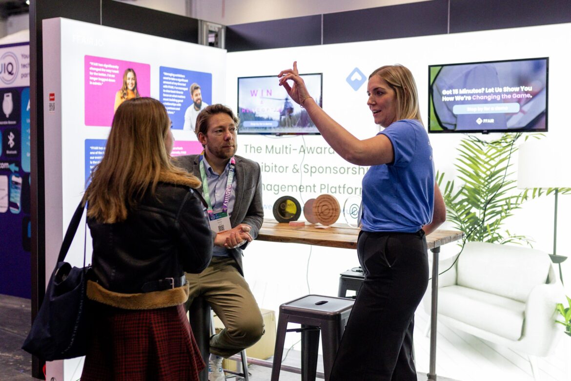 600px (w) x 500px (h)