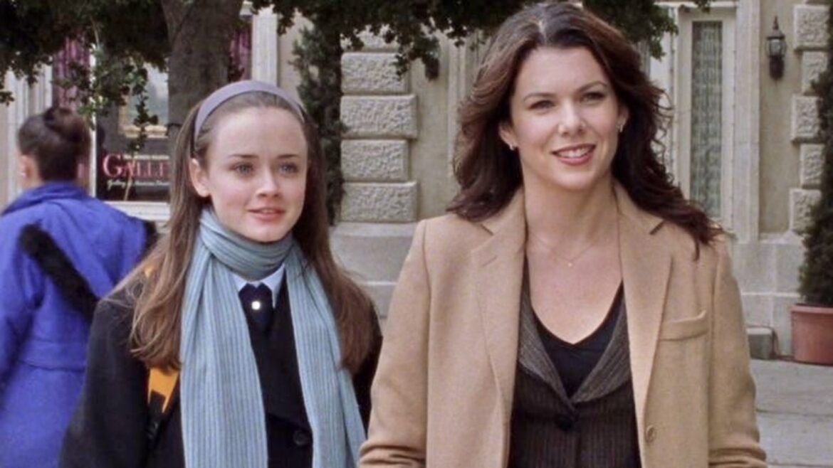 Gilmore Girls style diaries: Cosy outfits to steal for your fall season wardrobe