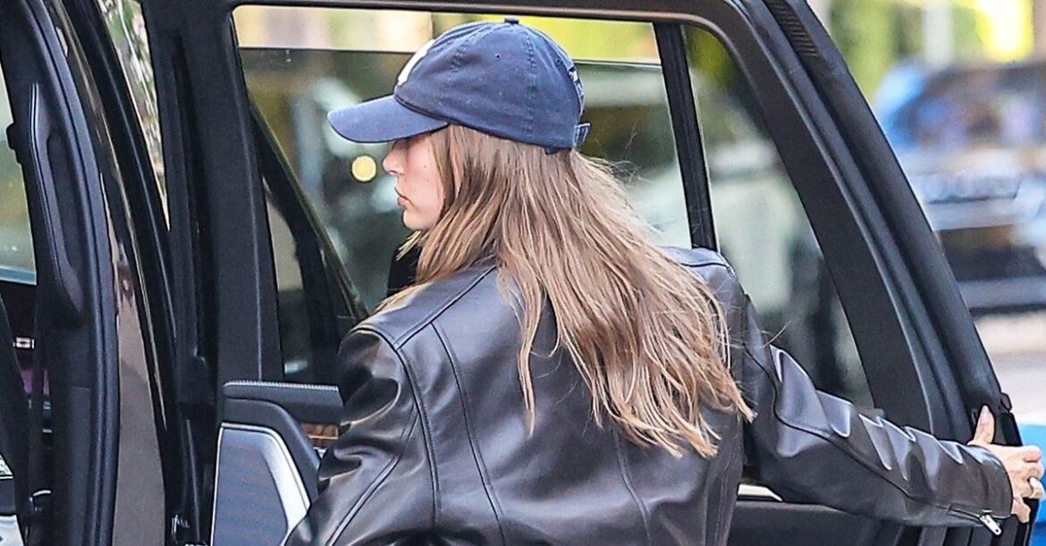 Hailey Bieber Wore the Buzzy Accessory It Girls Love