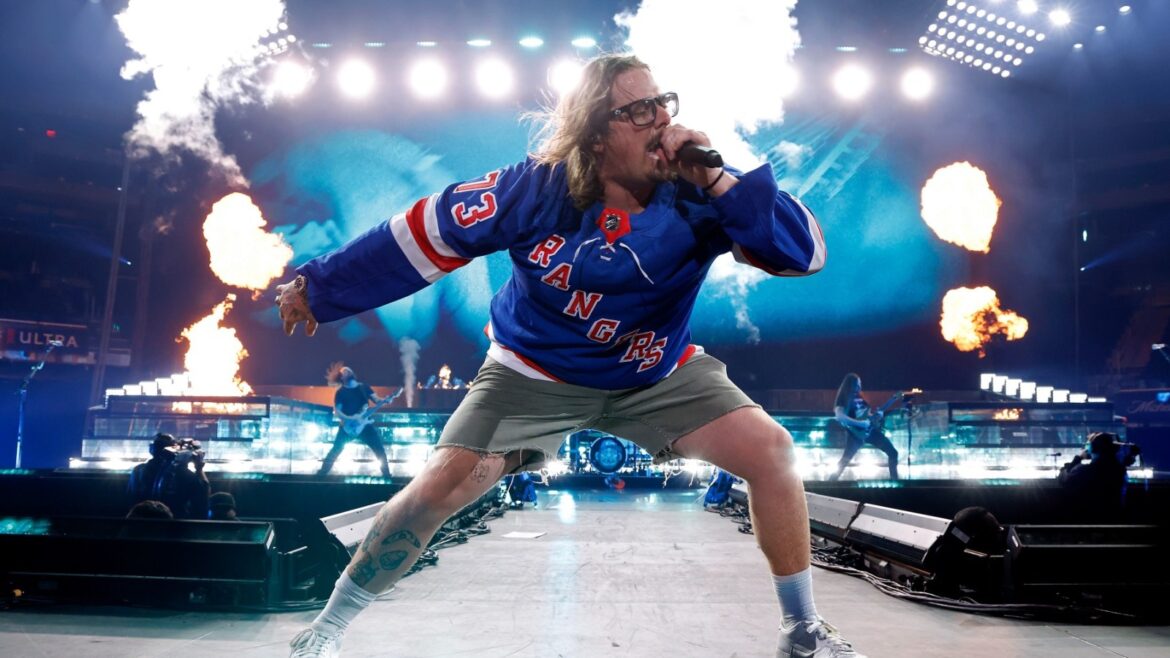 Hardy Talks About Bus Crash That Nearly Killed Him