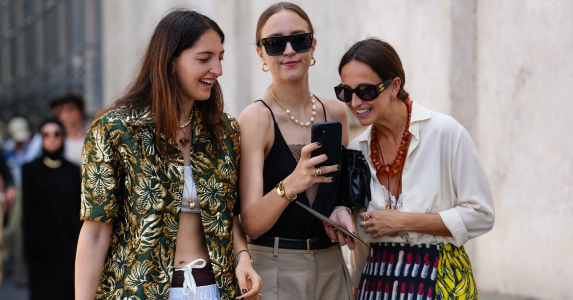 How to Prioritize Who What Wear Articles on Google