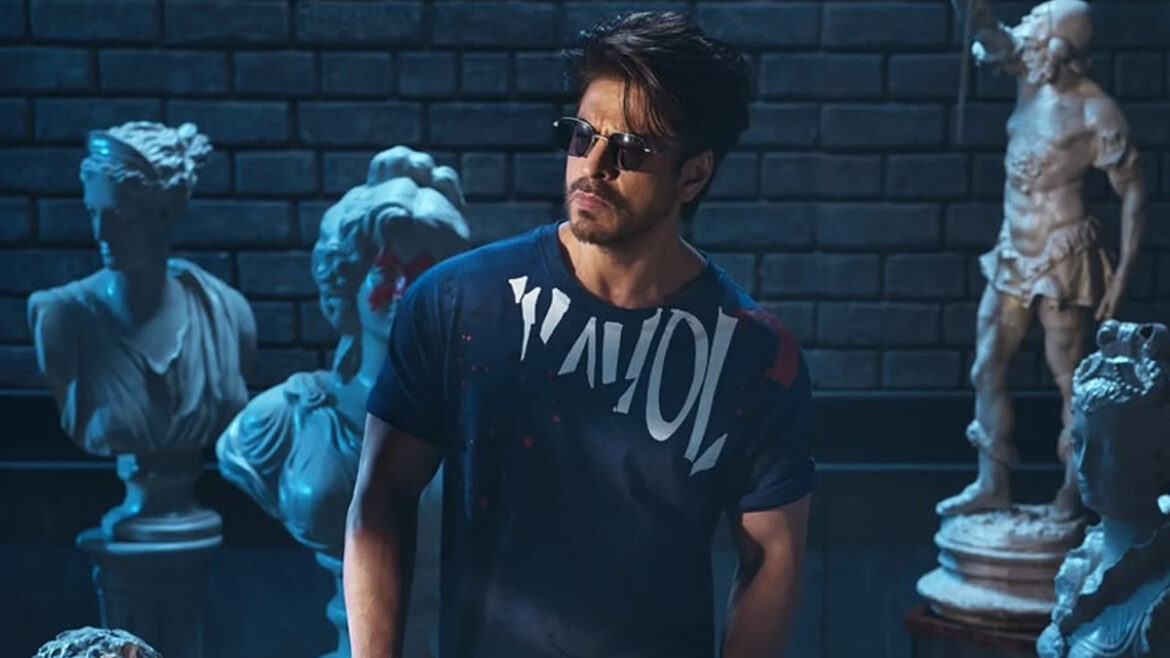 Is Shah Rukh Khan The Real Villain Of Bollywood? Costars Share Their Thoughts! | Glamsham.com